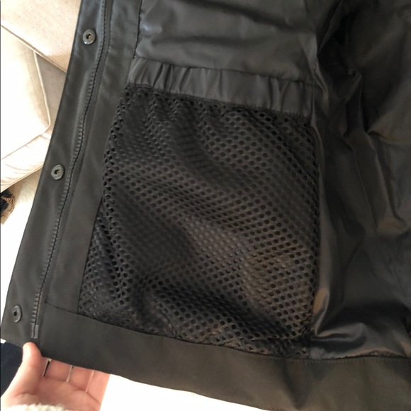 (SOLD) CANADA GOOSE JACKET WOMEN BNWT - Picture 10 of 15